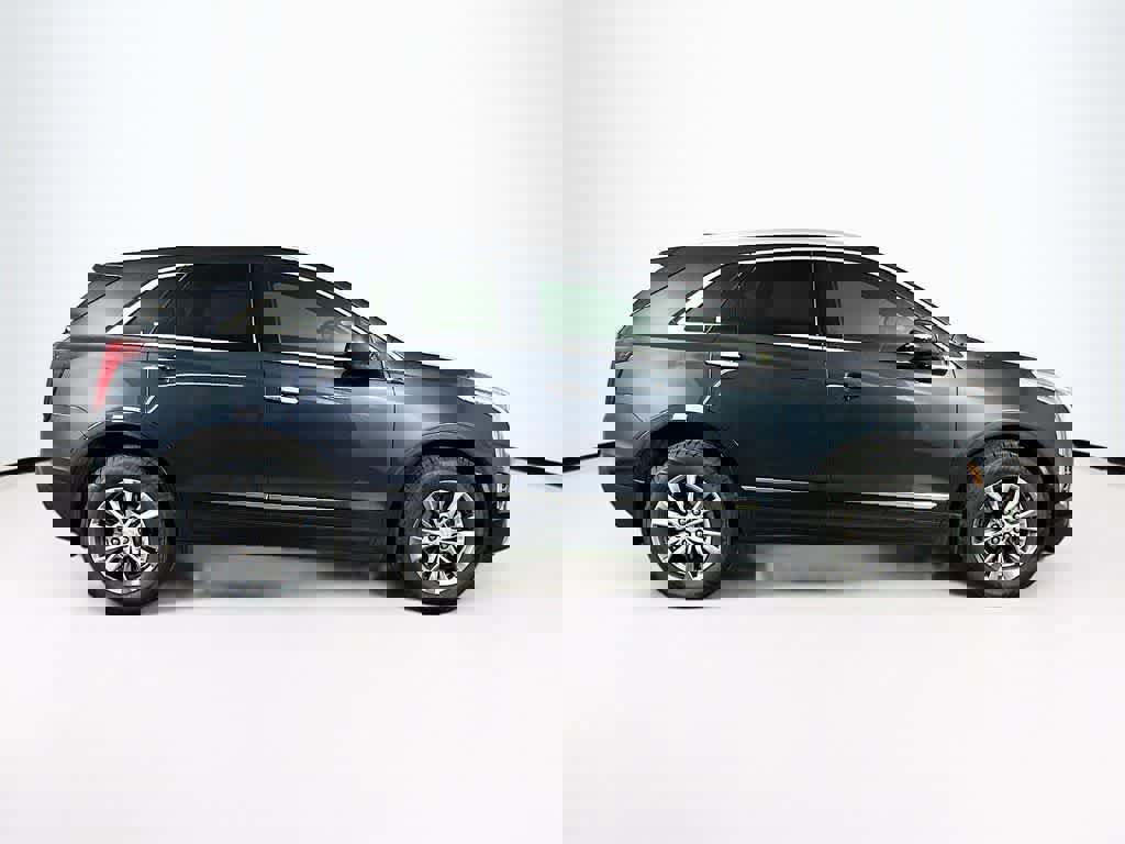 Used 2023 Cadillac XT5 Premium Luxury image 3
