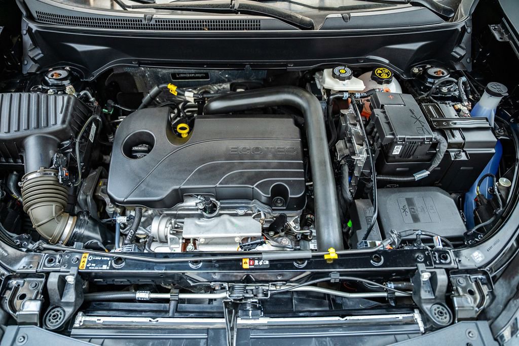 Used 2023 Chevrolet Equinox LS w/ LS Convenience Package AWD/4WD image 18