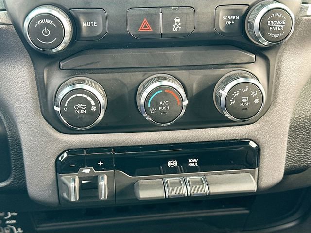 Used 2024 RAM 3500 Big Horn image 22