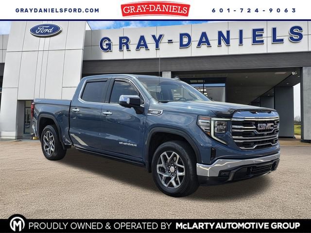 Used 2024 GMC Sierra 1500 SLT w/ SLT Premium Plus Package AWD/4WD image 1