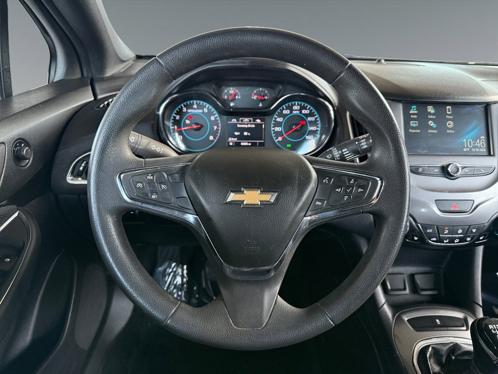 Used 2017 Chevrolet Cruze LT w/ Convenience Package image 17