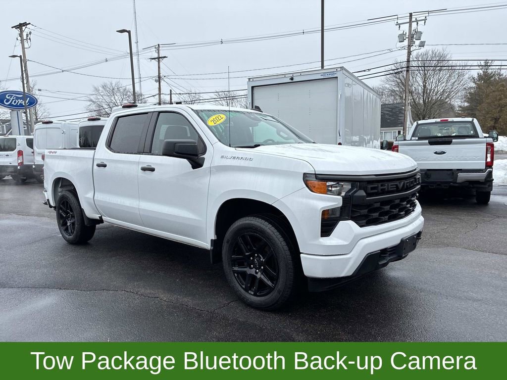 Used 2022 Chevrolet Silverado 1500 Custom image 3