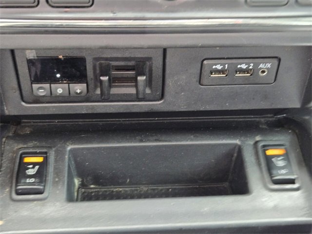 Used 2019 Nissan Titan SL w/ Chrome Package image 25