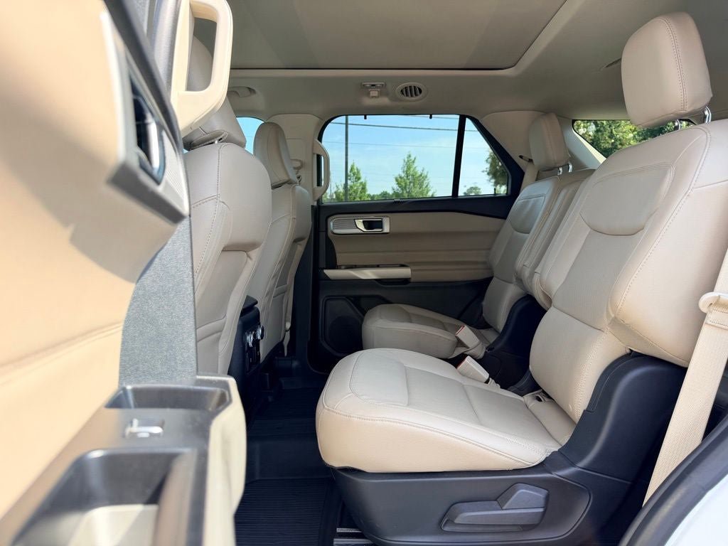 Certified 2021 Ford Explorer Limited w/ Equipment Group 301A RWD image 12