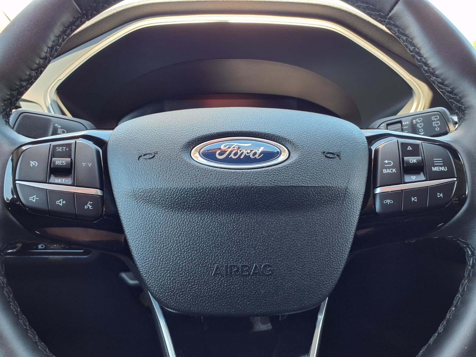 Certified 2023 Ford Escape Active AWD/4WD image 15