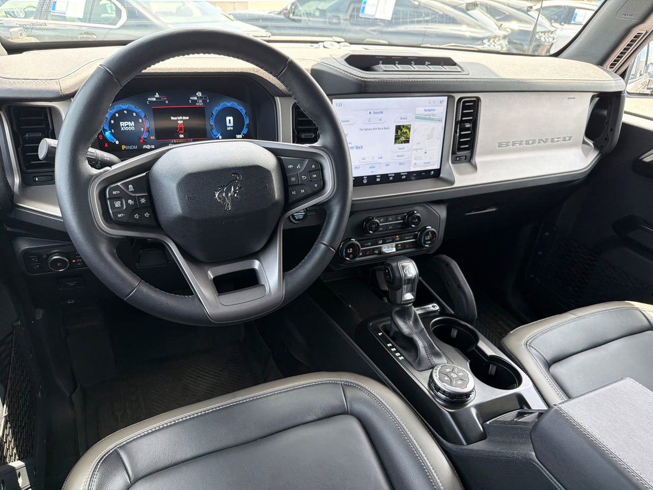 Certified 2025 Ford Bronco Outer Banks w/ Sasquatch Package AWD/4WD image 25