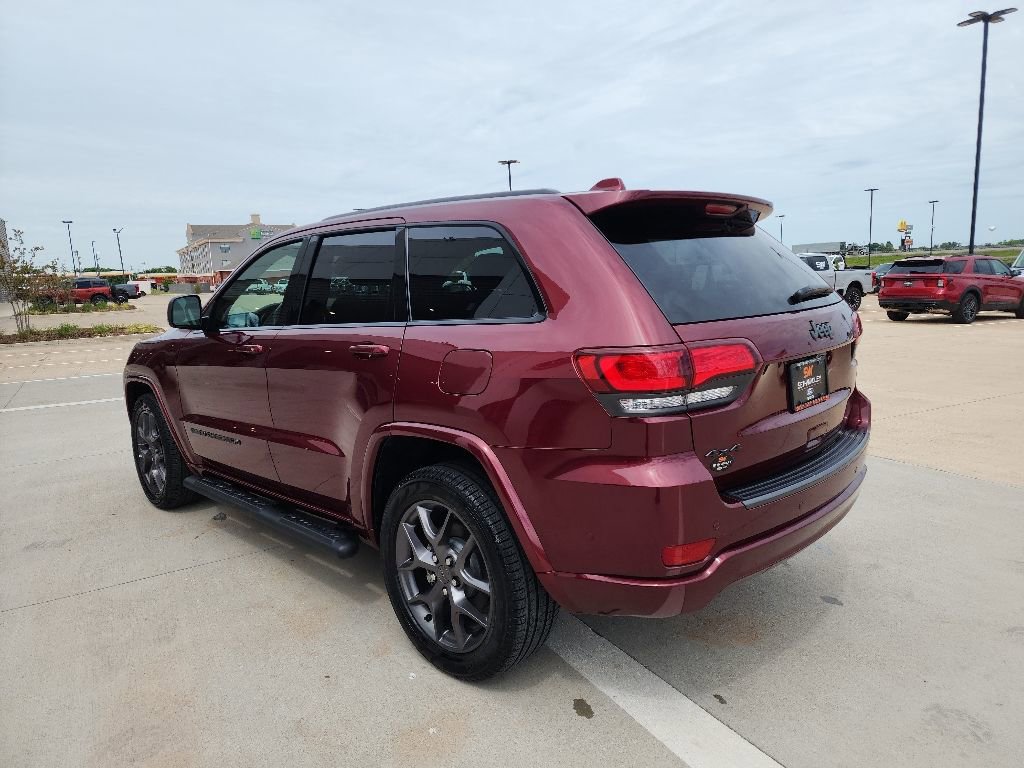 Used 2021 Jeep Grand Cherokee Limited AWD/4WD image 4