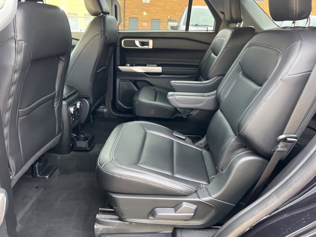Certified 2022 Ford Explorer XLT w/ Equipment Group 202A image 20