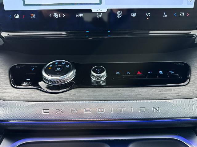 Certified 2025 Ford Expedition Platinum AWD/4WD image 26