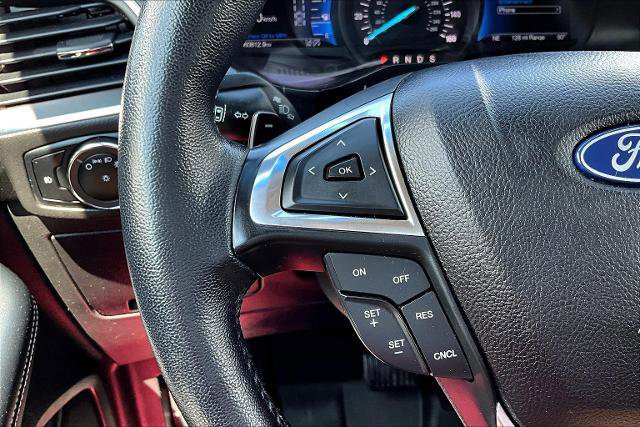 Certified 2024 Ford Edge Titanium w/ Class II Trailer Tow Package image 23