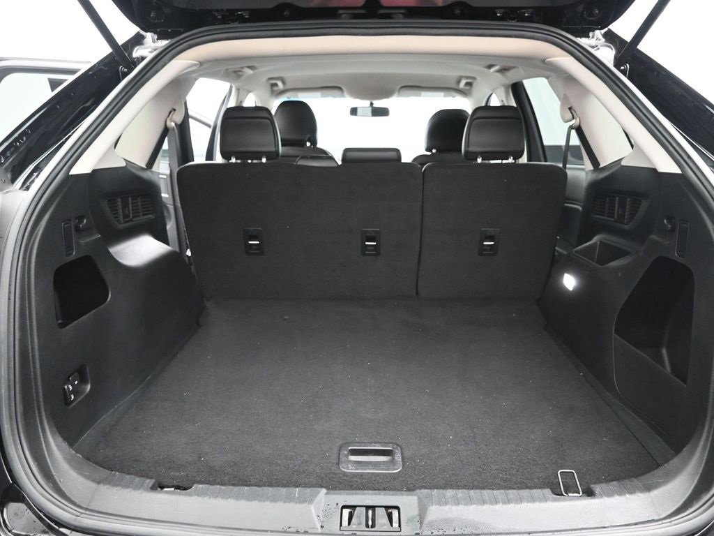 Certified 2017 Ford Edge SEL w/ Equipment Group 201A image 11