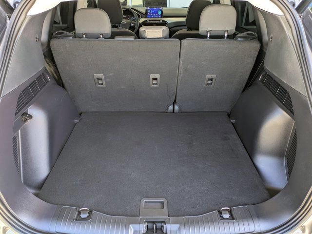 Certified 2022 Ford Escape SE w/ SE Sport Appearance Package image 18