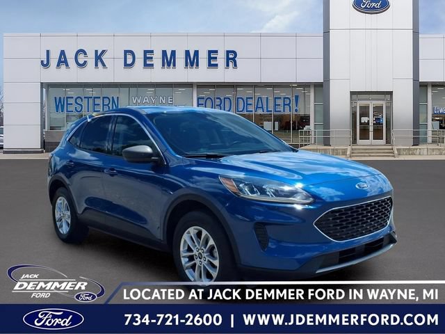 Certified 2022 Ford Escape SE w/ Convenience Package AWD/4WD image 1