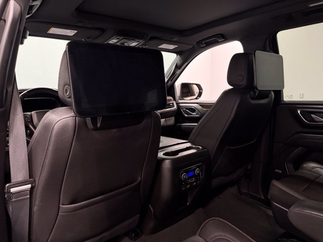 Used 2023 Chevrolet Tahoe High Country w/ Advanced Technology Package AWD/4WD image 31