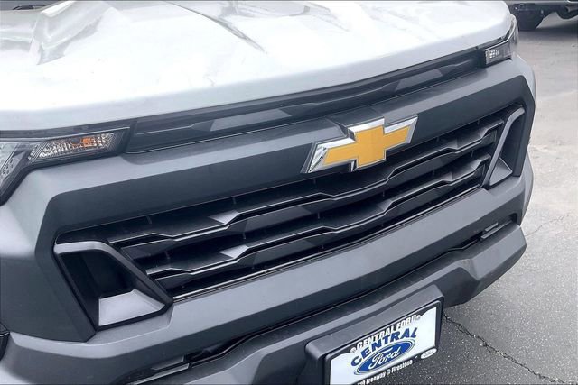 Used 2023 Chevrolet Colorado W/T w/ WT Convenience Package image 27