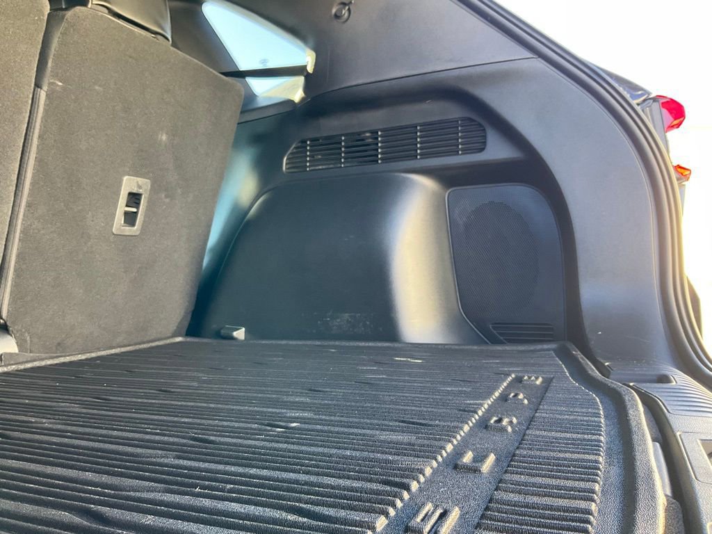 Certified 2024 Ford Escape ST-Line Elite w/ Premium Technology Package image 28