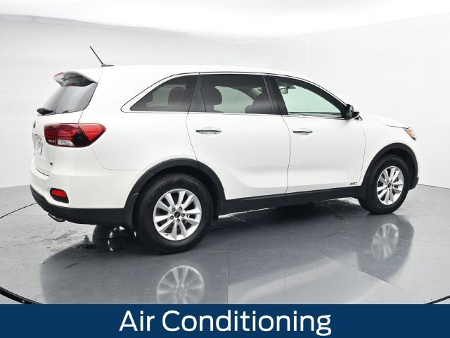 Used 2020 Kia Sorento LX AWD/4WD image 11