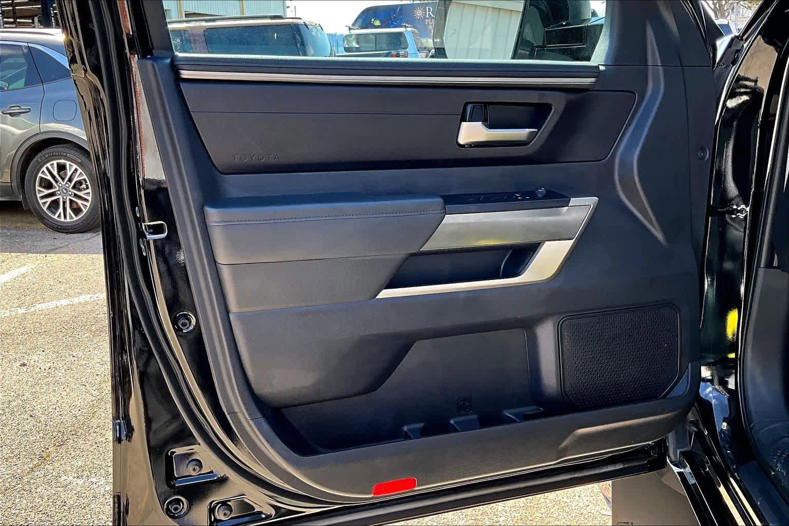 Used 2023 Toyota Tundra SR5 w/ SR5 Convenience Package AWD/4WD image 23