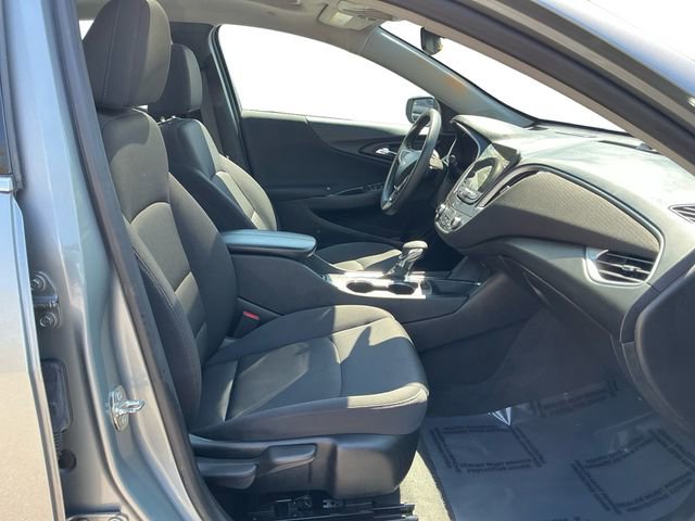 Used 2024 Chevrolet Malibu LT FWD image 17