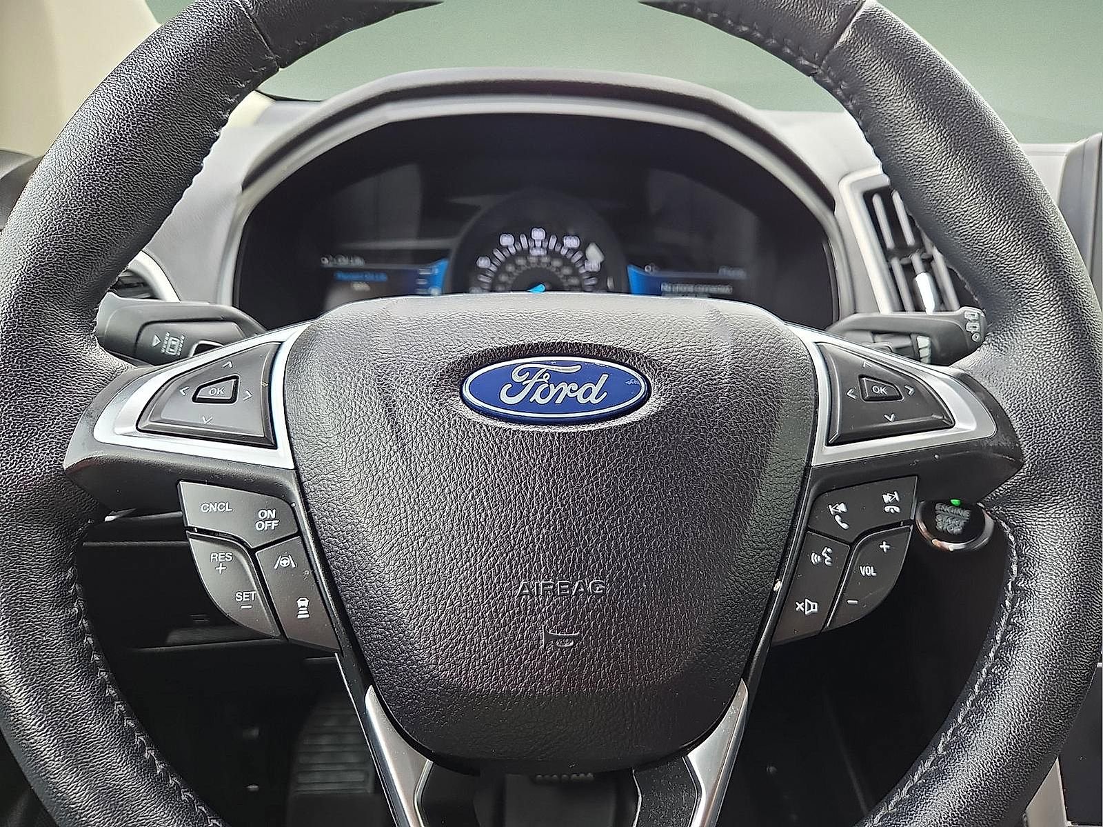 Certified 2023 Ford Edge SEL w/ Convenience Package AWD/4WD image 24
