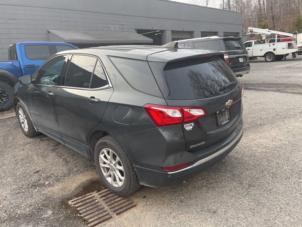 Used 2020 Chevrolet Equinox LT w/ Driver Convenience Package image 9