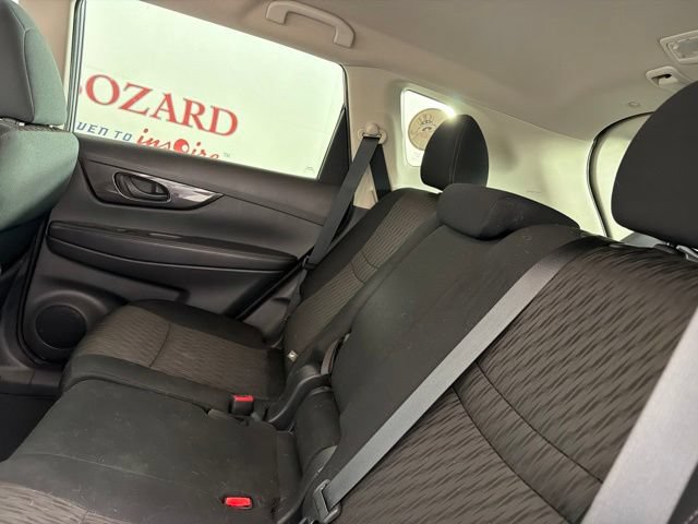 Used 2019 Nissan Rogue S FWD image 13
