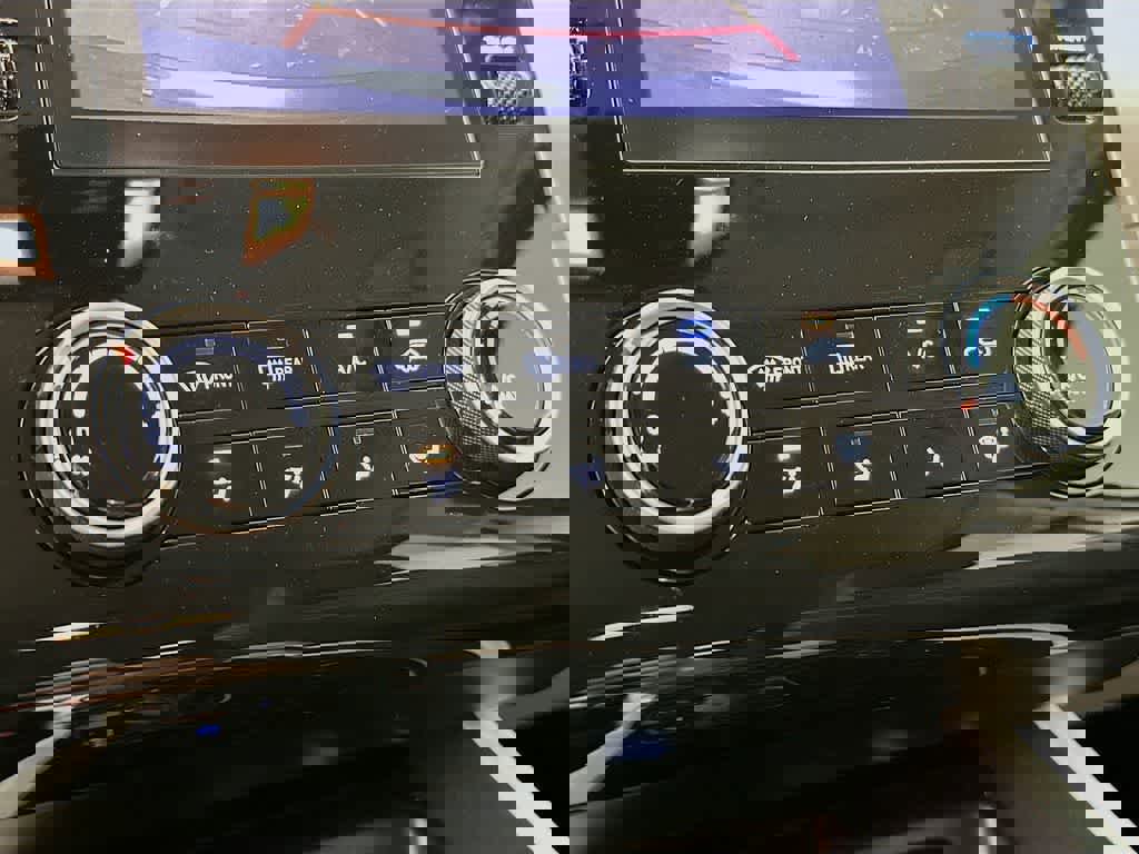 Used 2022 Hyundai Tucson SE image 20