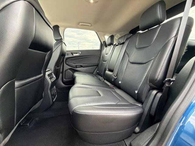 Certified 2022 Ford Edge Titanium AWD/4WD image 19