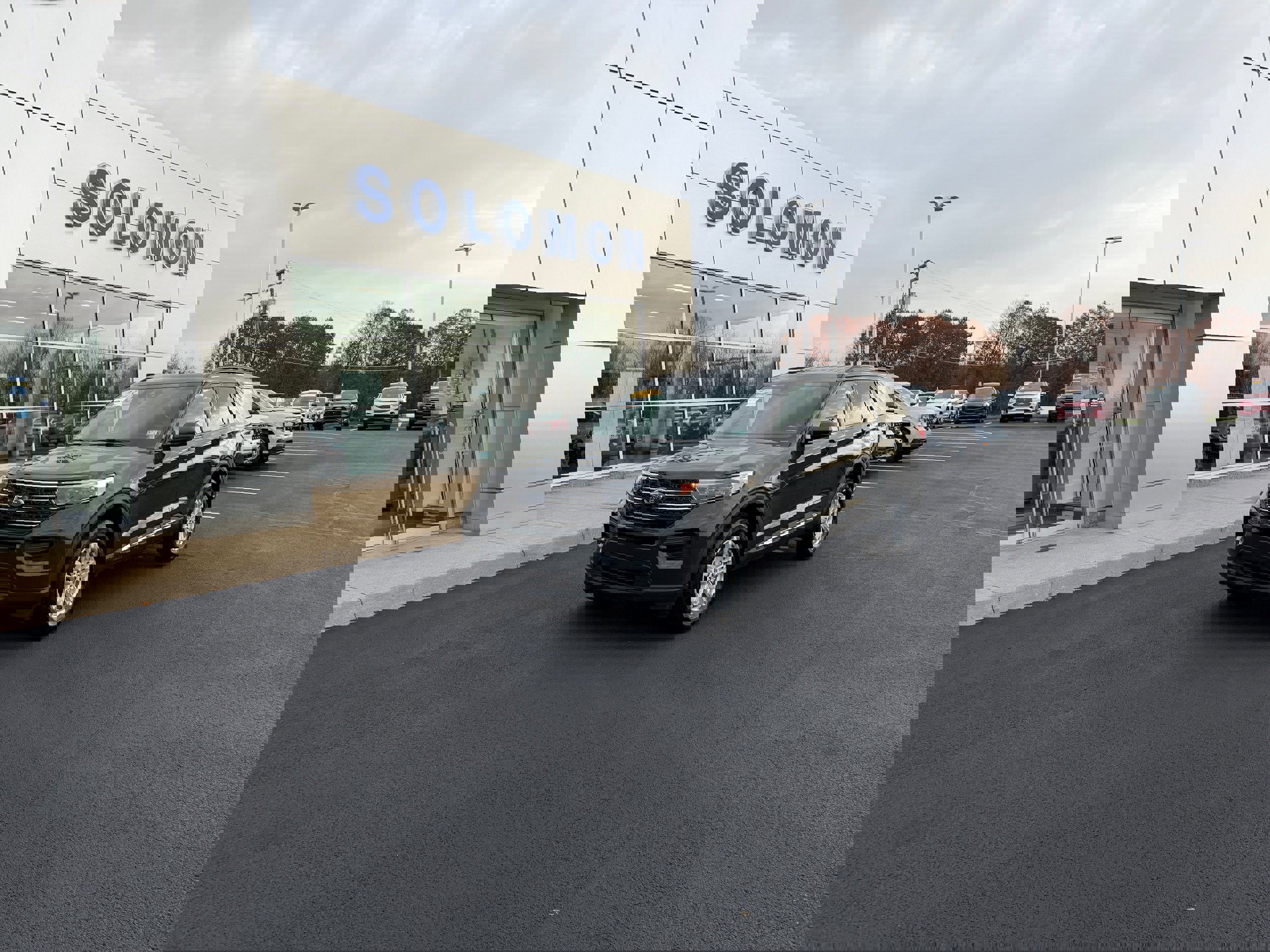 Certified 2023 Ford Explorer XLT