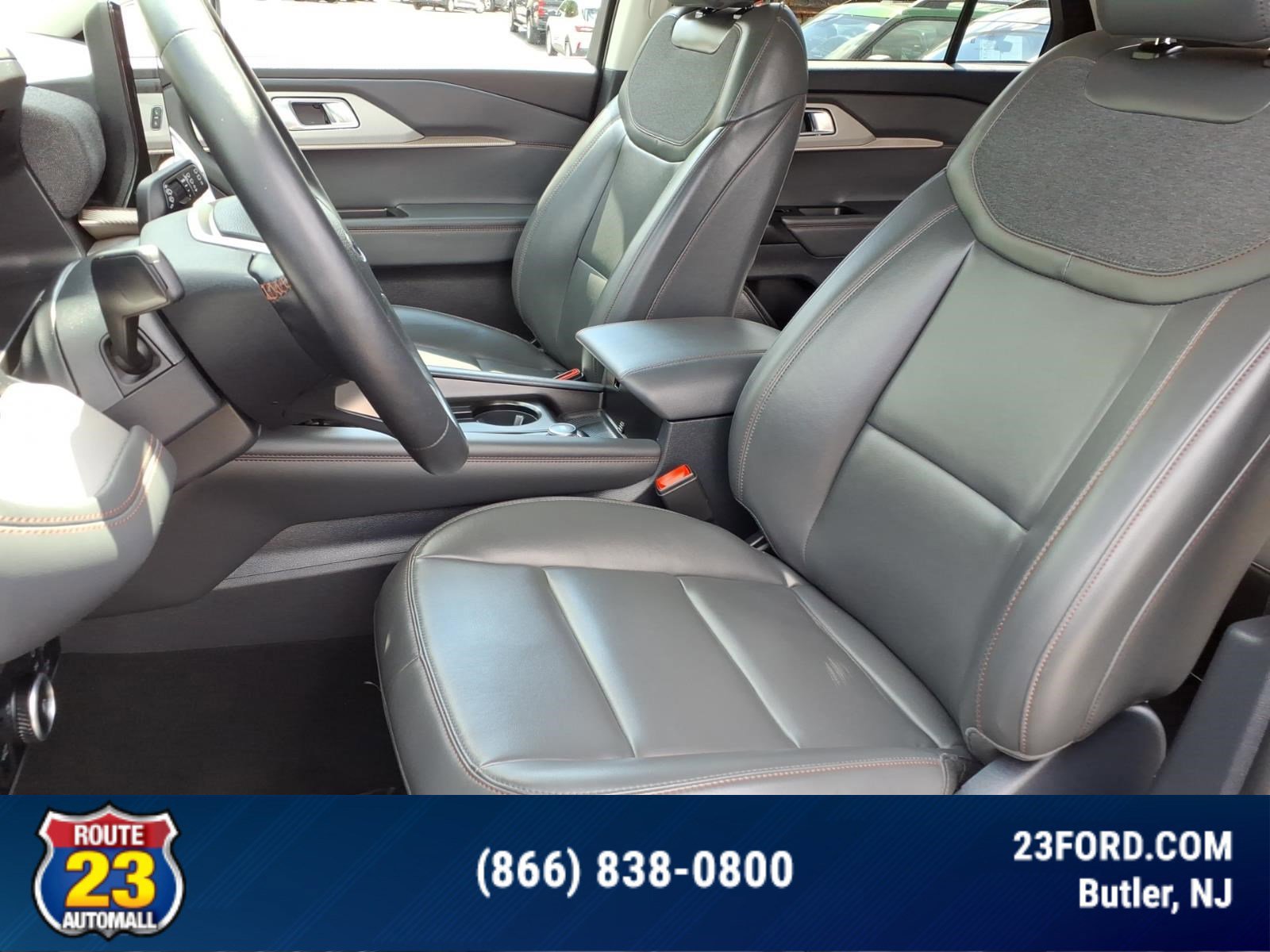 Certified 2025 Ford Explorer Active w/ Active Comfort Package AWD/4WD image 21