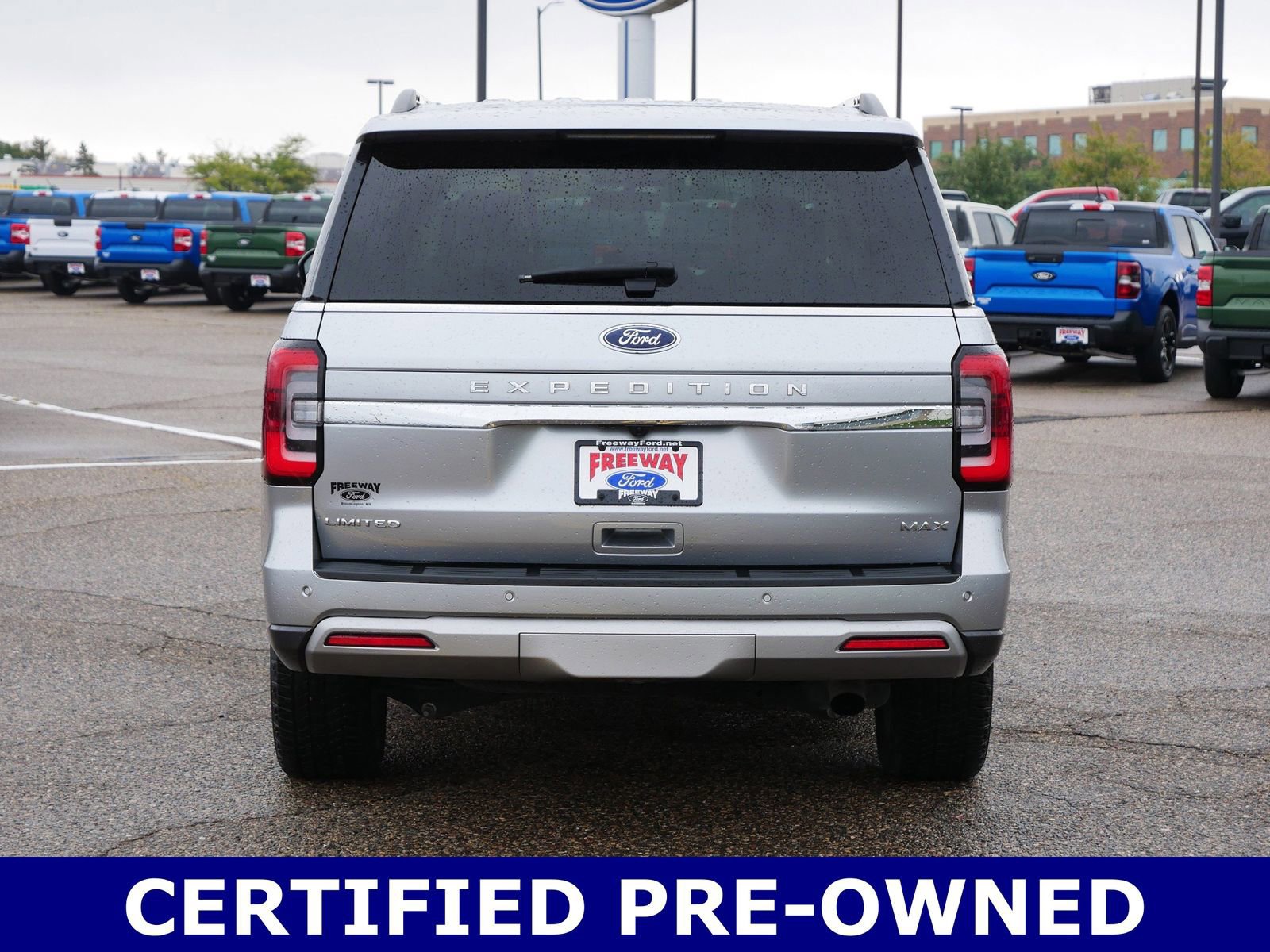 Certified 2024 Ford Expedition Max Limited image 3