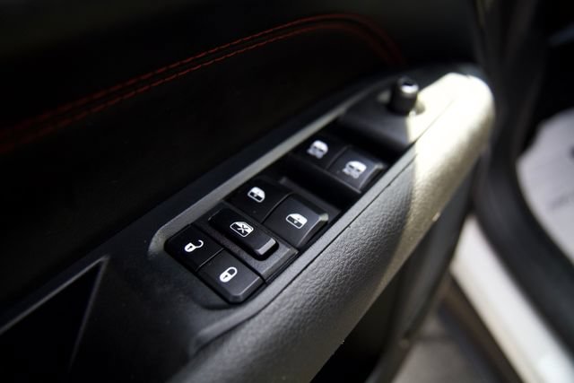 Used 2025 Jeep Compass Trailhawk AWD/4WD image 22