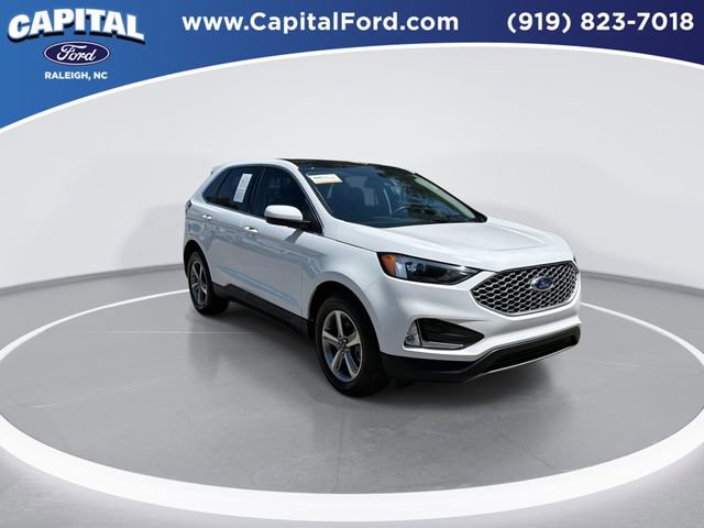 Certified 2024 Ford Edge SEL w/ Convenience Package AWD/4WD image 2
