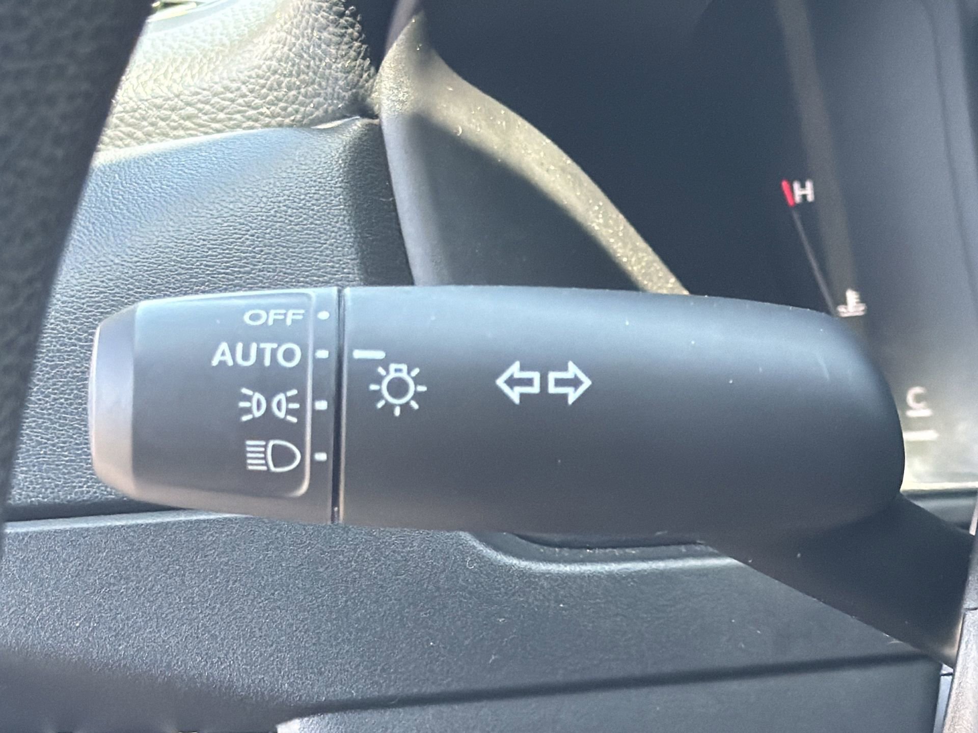 Used 2025 Honda Accord LX image 12