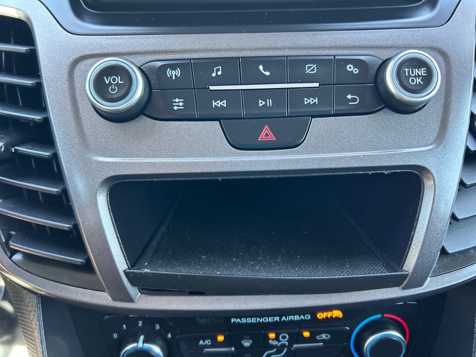 Certified 2021 Ford Transit Connect XL FWD image 25