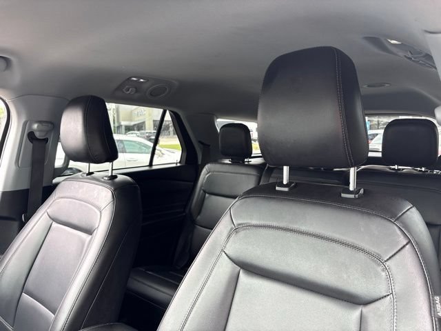 Certified 2022 Ford Explorer XLT w/ Equipment Group 202A RWD image 18