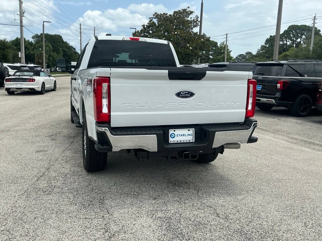 Certified 2025 Ford F250 XLT w/ FX4 Off-Road Package AWD/4WD image 10