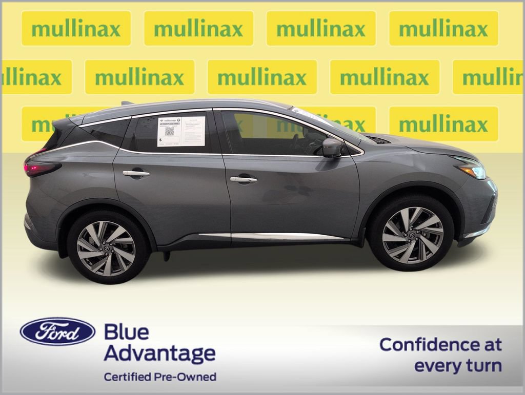 Used 2020 Nissan Murano SL w/ Cargo Package FWD image 2