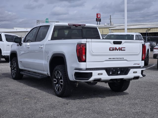 Used 2024 GMC Sierra 1500 AT4 w/ Technology Package AWD/4WD image 5