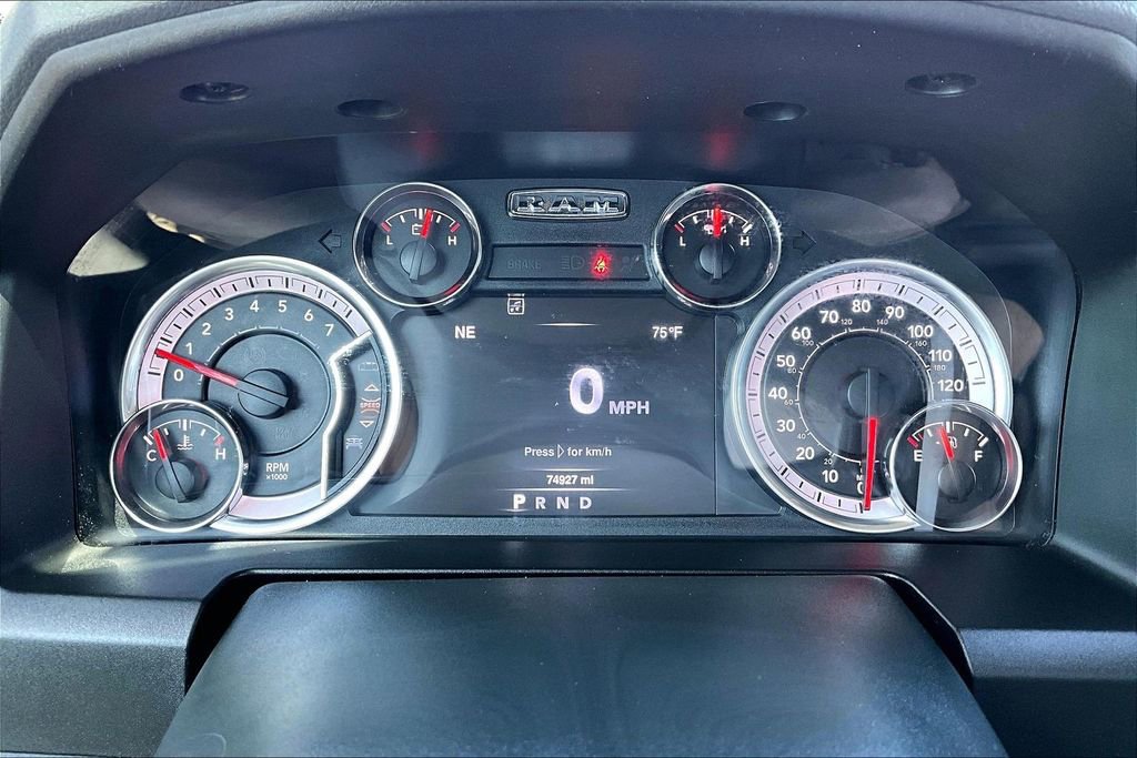 Used 2020 RAM 1500 Classic SLT w/ Luxury Group RWD image 21