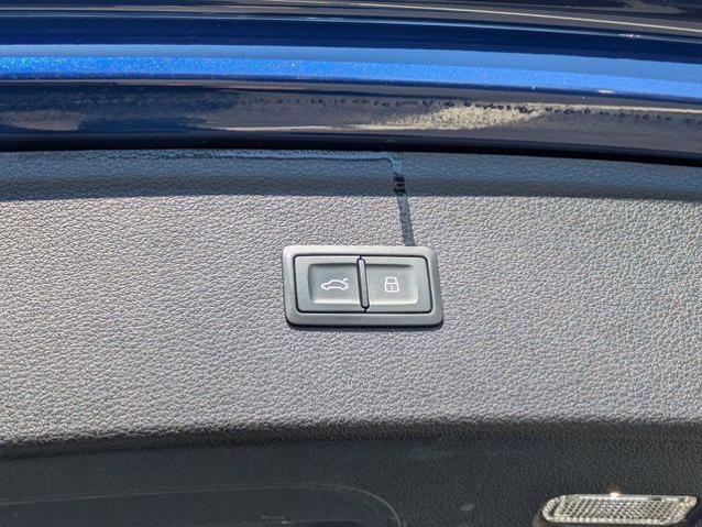 Used 2020 Audi Q5 2.0T Premium w/ Convenience Package image 33