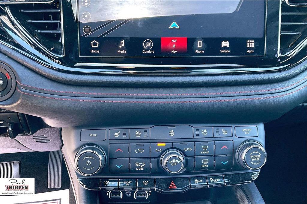 Used 2024 Dodge Durango GT image 31