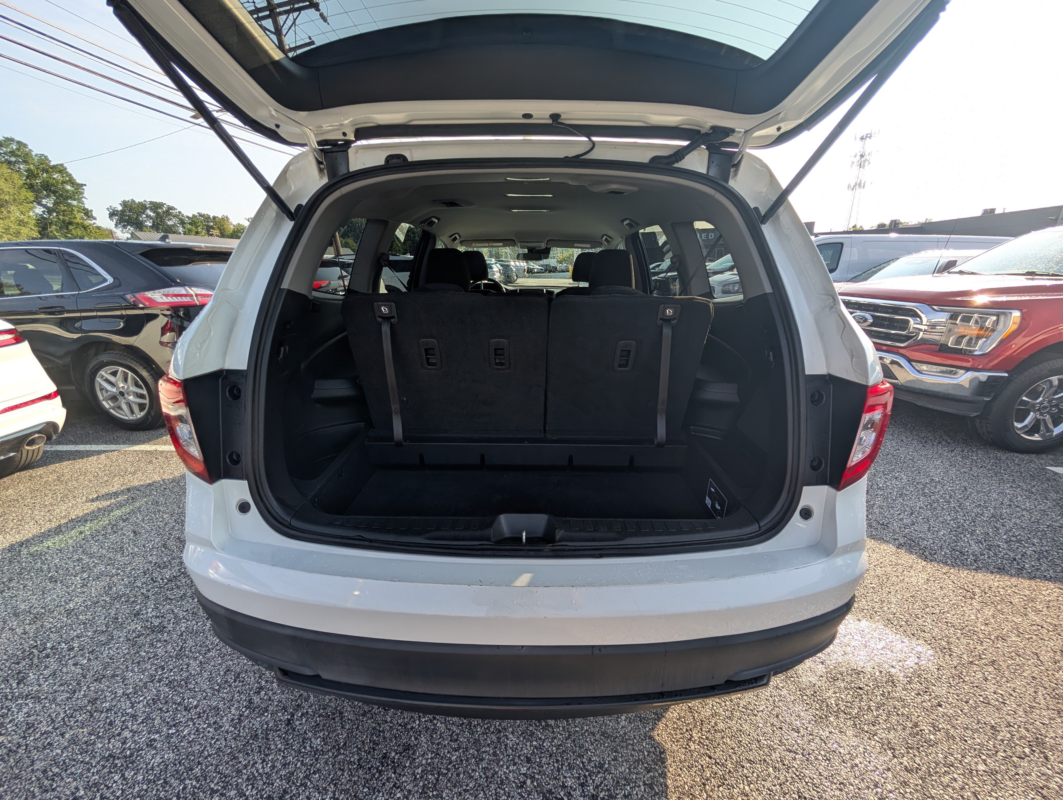 Used 2020 Honda Pilot LX image 15