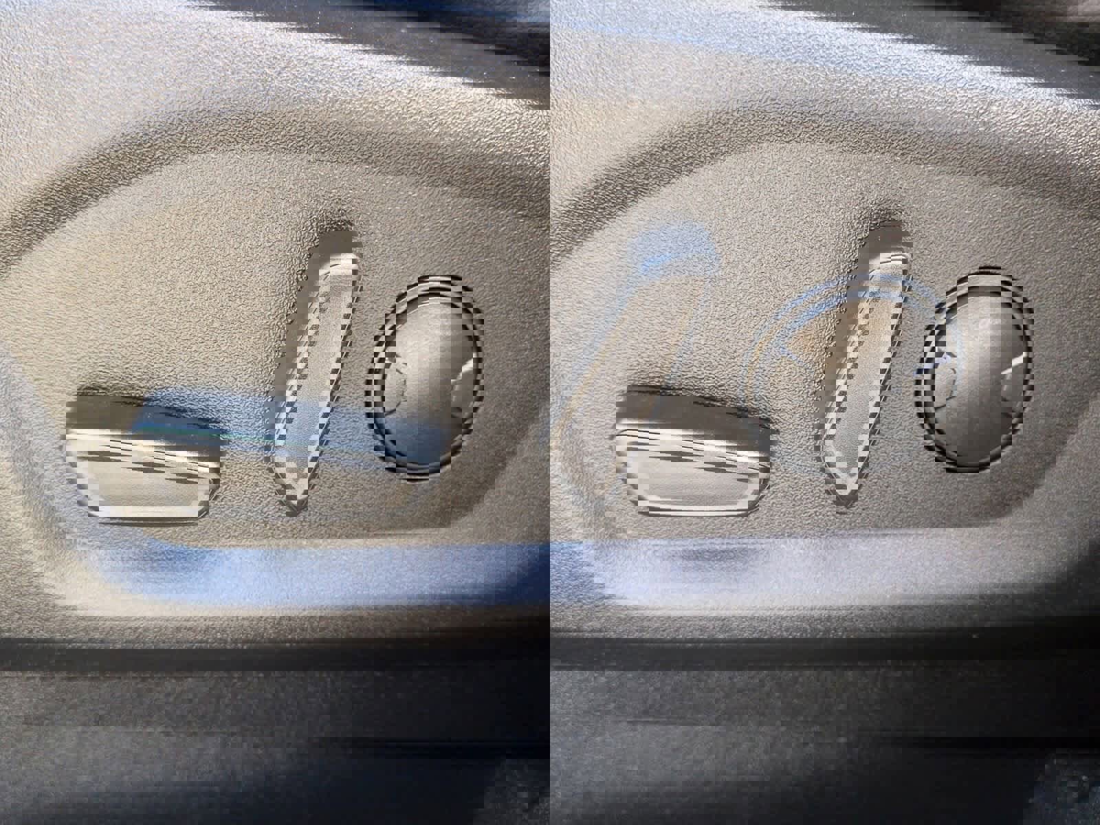 Certified 2024 Ford Edge SEL image 18