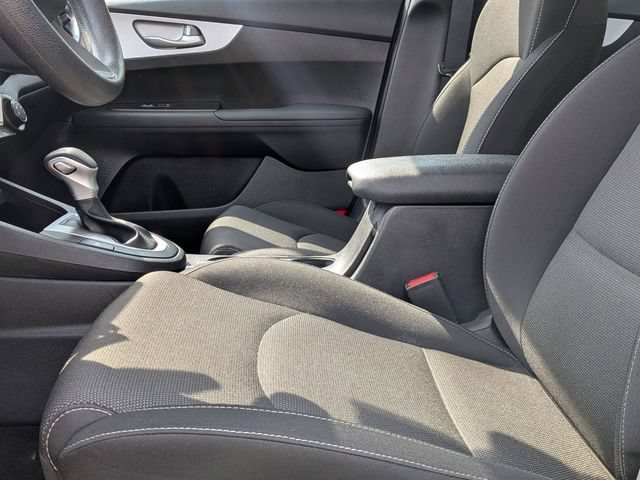 Used 2024 Kia Forte LXS FWD image 12