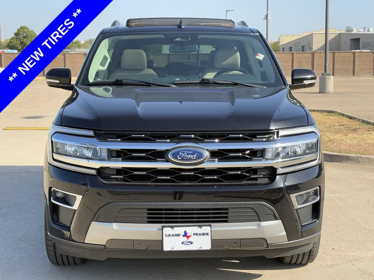 Certified 2024 Ford Expedition Limited RWD image 9
