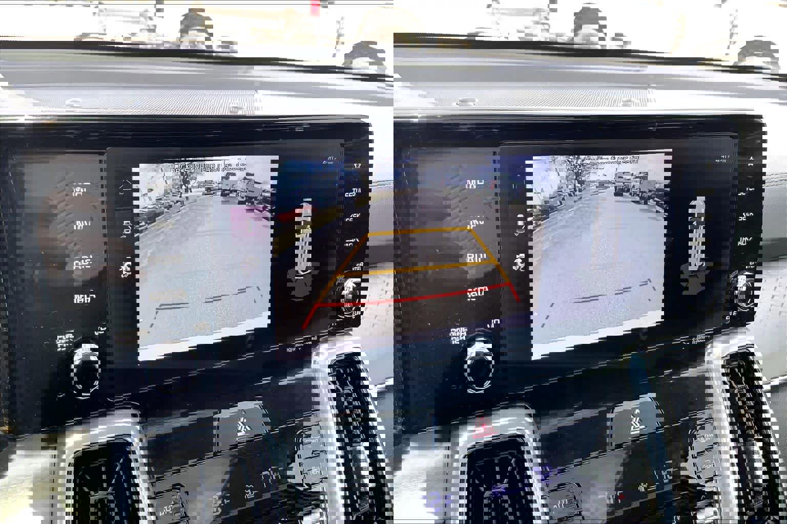 Used 2023 Kia Sorento SX image 27