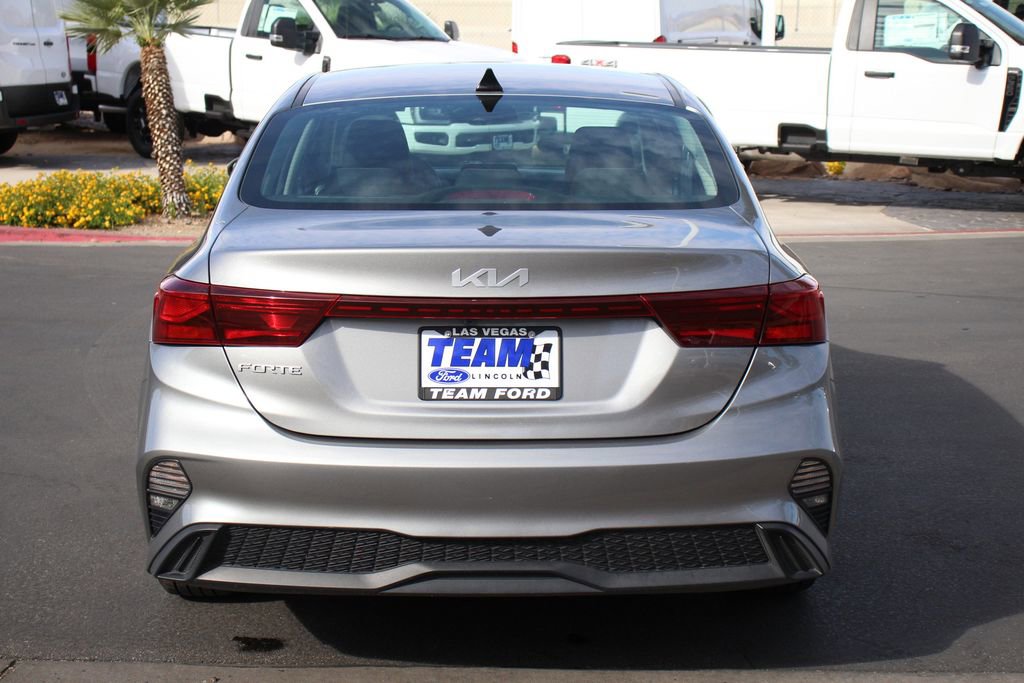 Used 2022 Kia Forte LXS FWD image 7