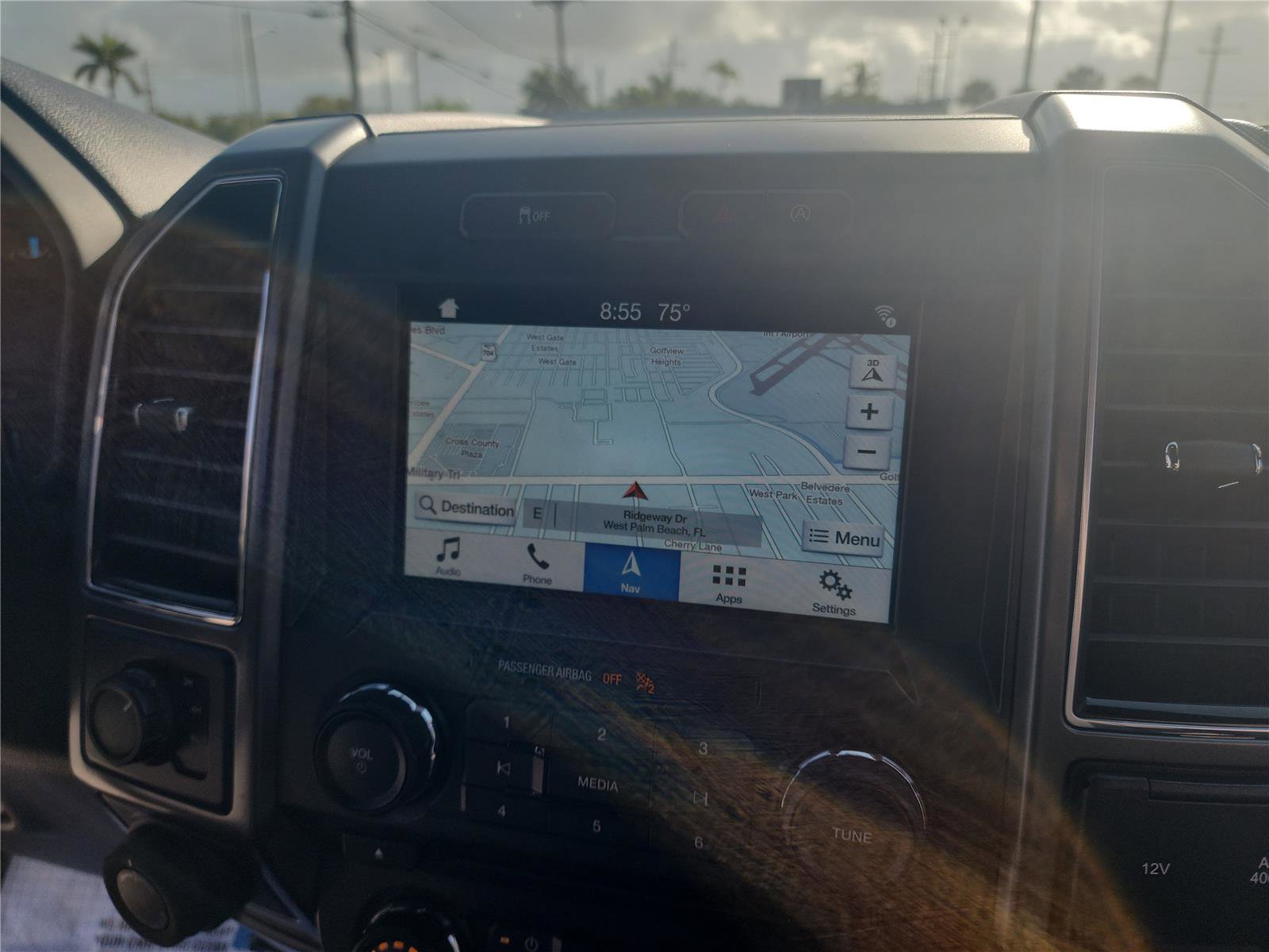 Certified 2018 Ford F150 XLT w/ Equipment Group 302A Luxury image 35