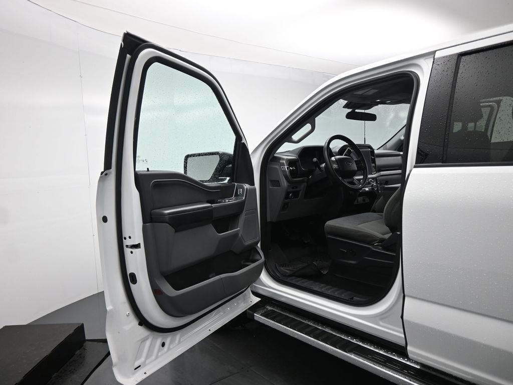 Certified 2025 Ford F150 XLT w/ Equipment Group 301A Standard image 36